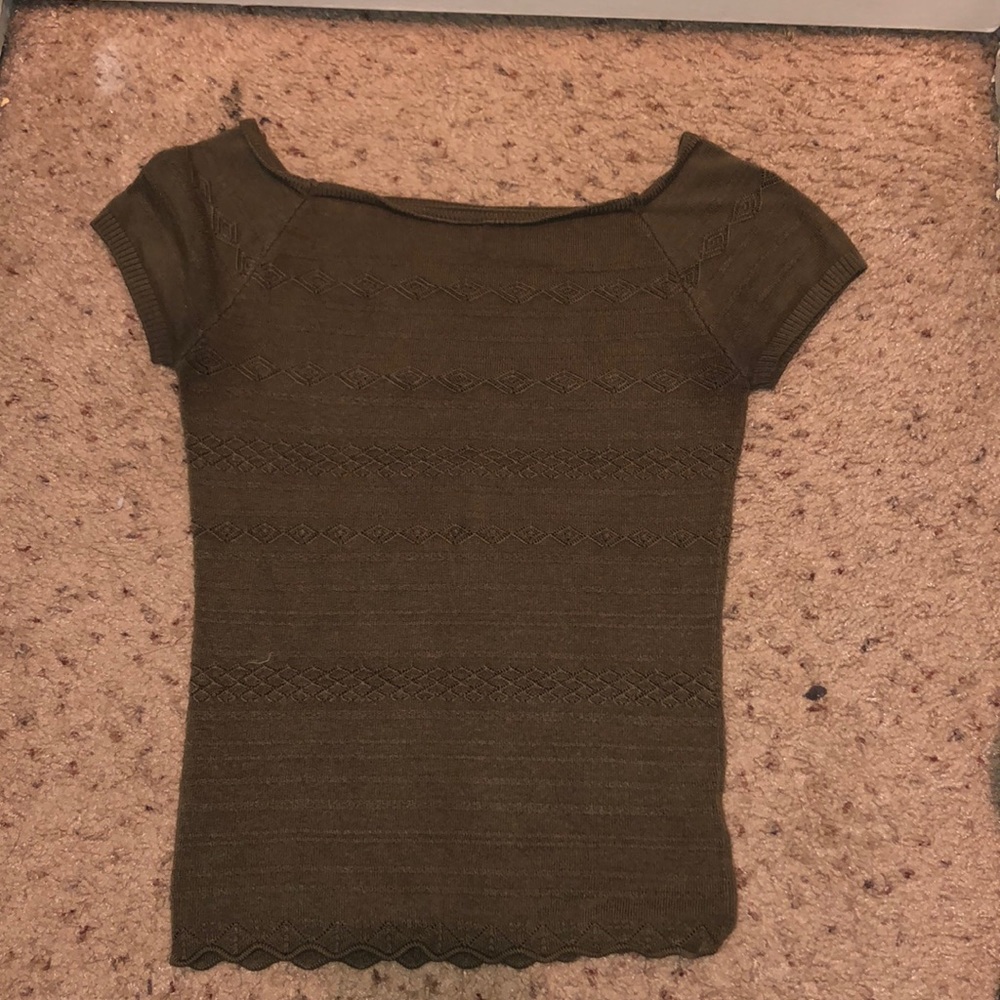 Off the shoulder